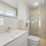Daire Ref 2033 - - Sumptuous Penthouse With Sea View For Rent